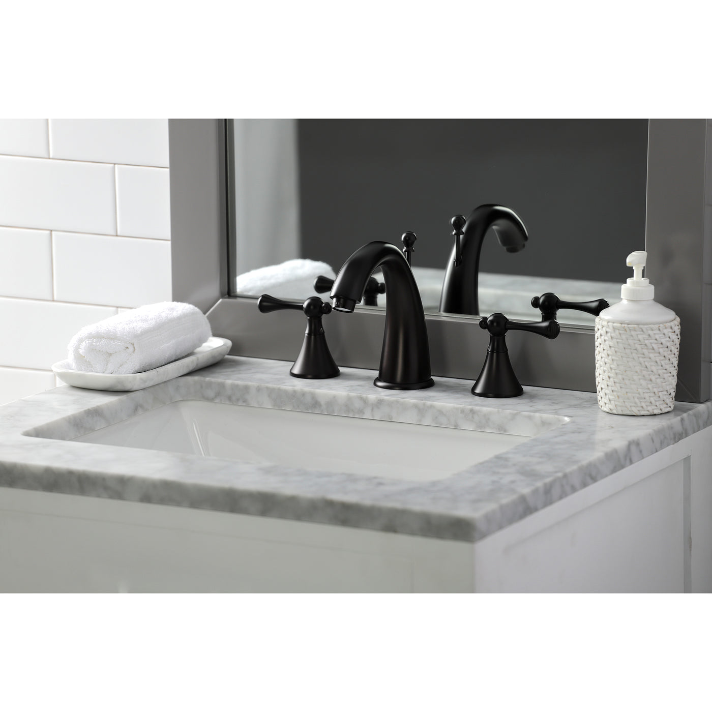 Elements of Design ES2975BL Widespread Bathroom Faucet with Brass Pop-Up, Oil Rubbed Bronze