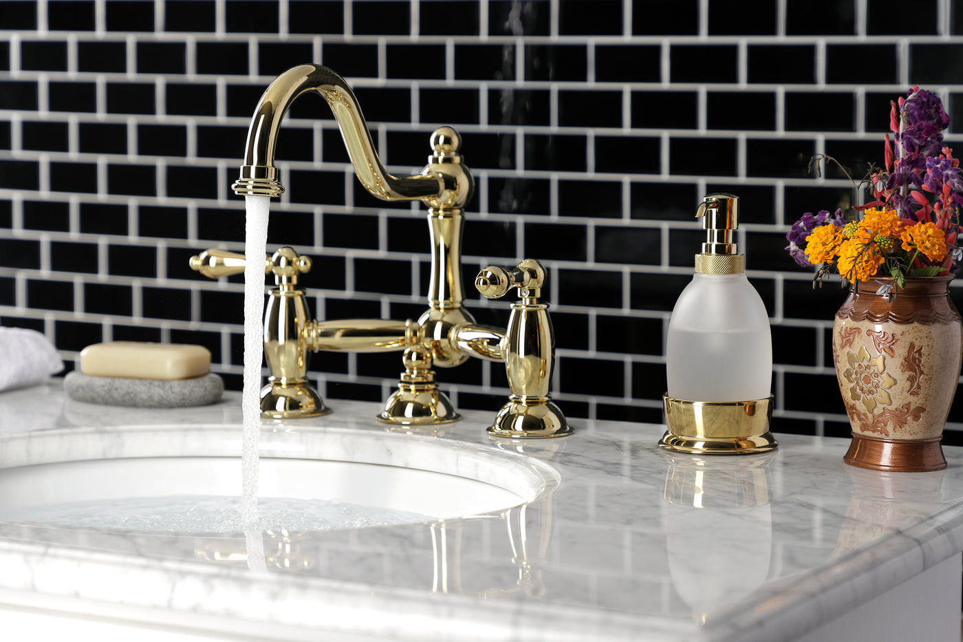 Elements of Design ES3912AL Bridge Bathroom Faucet, Polished Brass